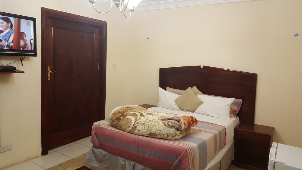 The Palace Guest House Harare Exterior foto
