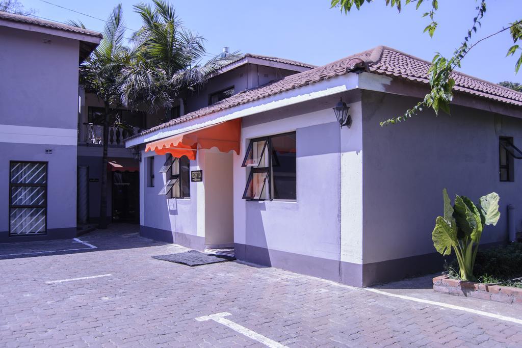 The Palace Guest House Harare Exterior foto